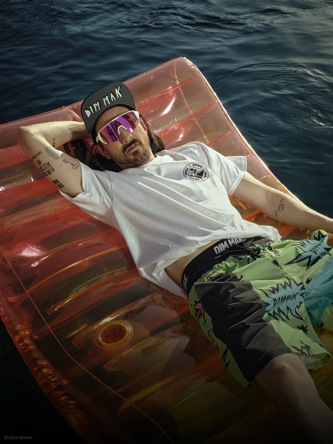 Ken™ x DIM MAK COLLECTION® - 80s Sunset Graphic Tee - Image 4